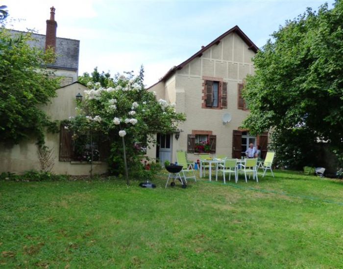 immobilier Sarthe (72):Asnières sur Vegre - Village médiéval classé